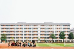 重庆封闭式武术学校：名扬武校文武双修实录