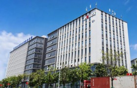 球衣工厂阿基里斯助力职业俱乐部赛季装备供应